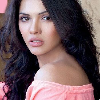 Sara Loren Poses Hot For FHM Magazine Cover